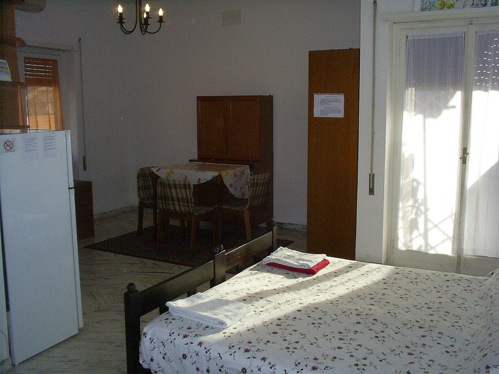 La Voliera Bed and Breakfast Rom Eksteriør billede